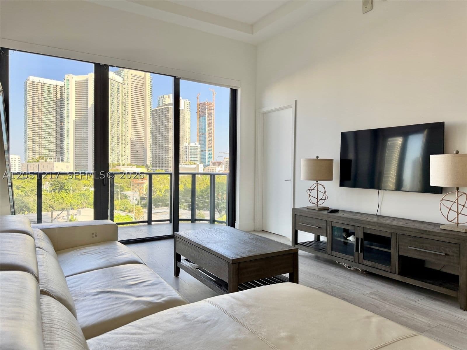 1-bedroom Condo — 121 34th St #L605, Miami, FL 33137