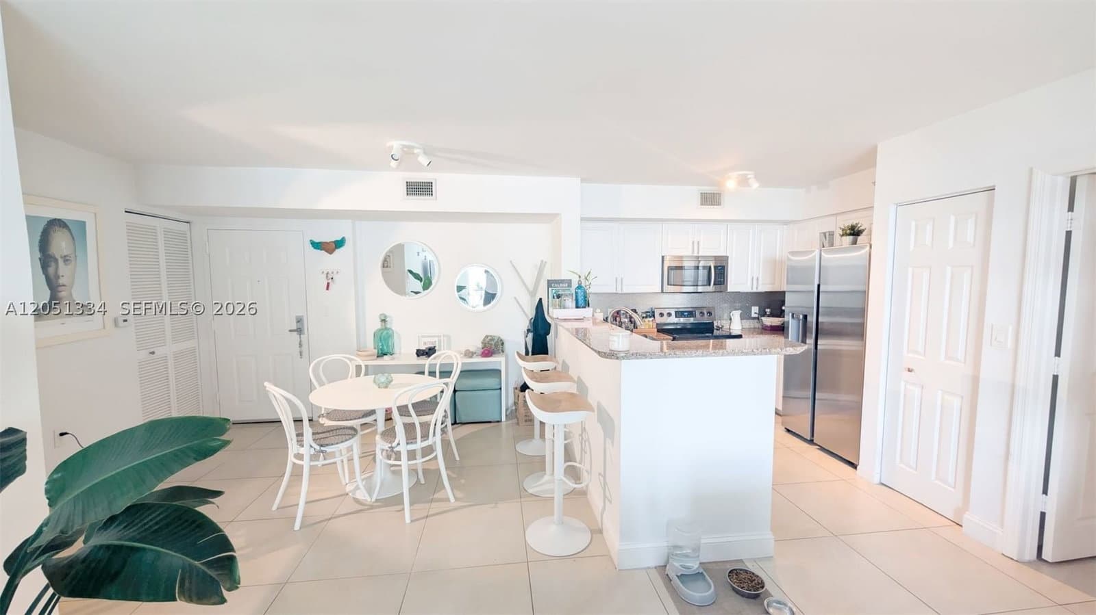 2+1 Condo — 1155 Brickell Bay Dr #2508, Miami, FL 33131