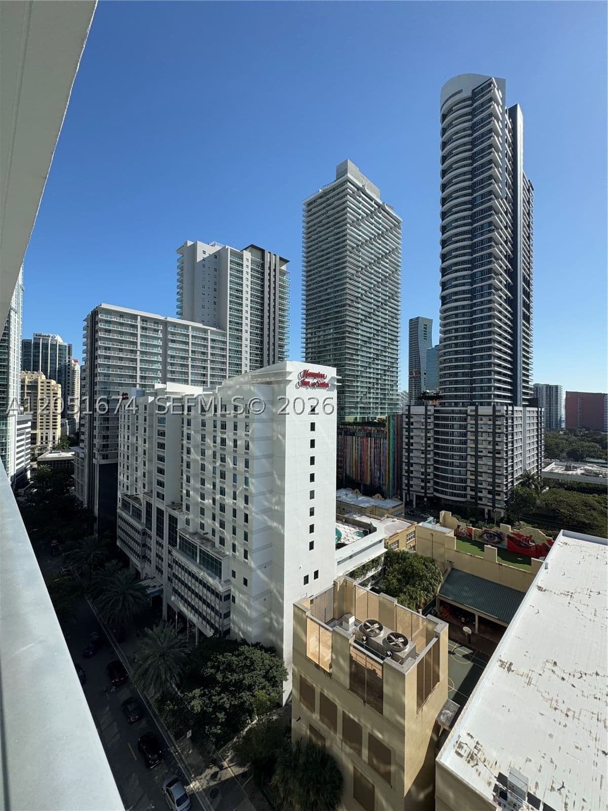 1-bedroom Condo — 79 12th St #1702-S, Miami, FL 33130