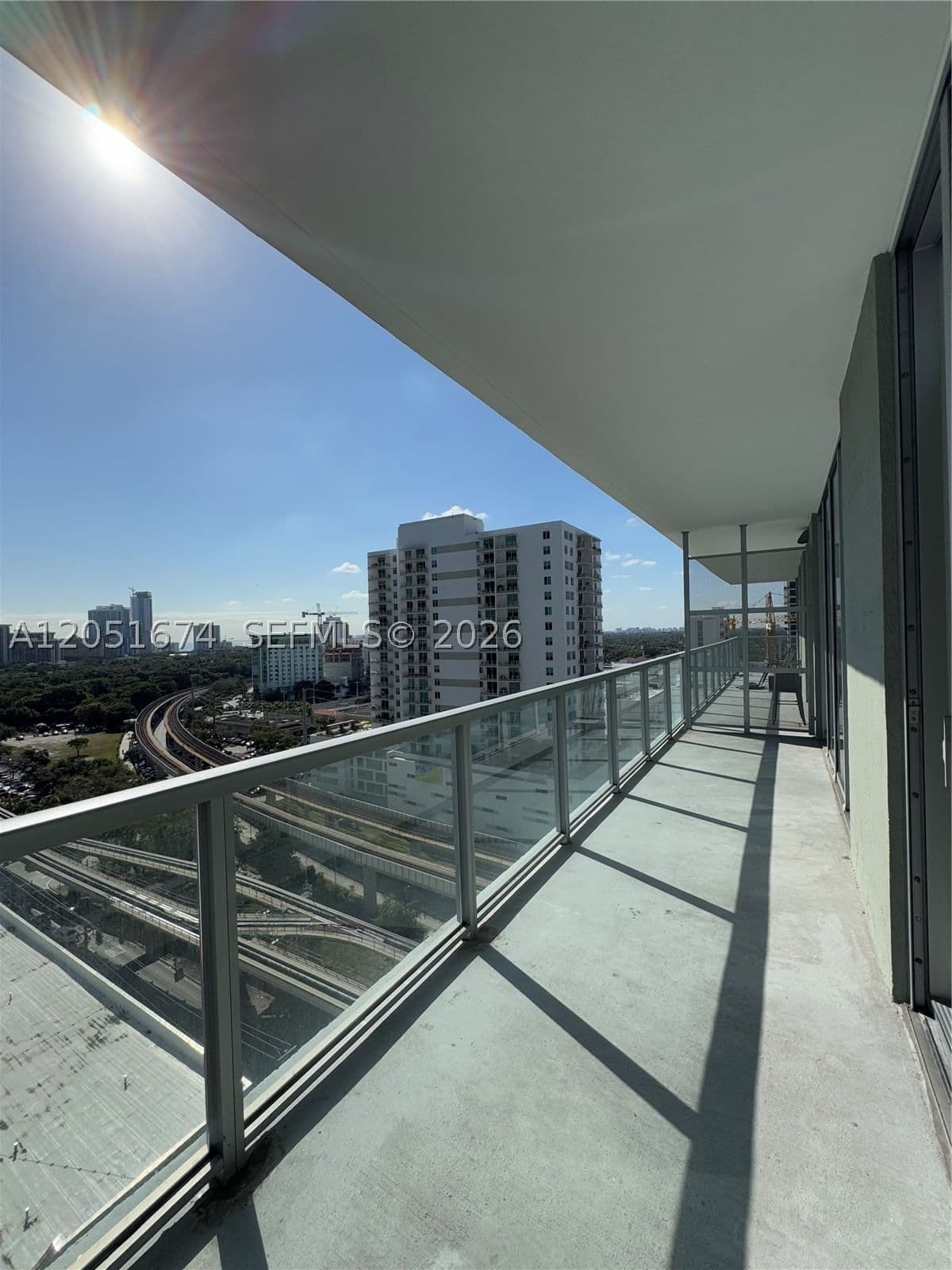 1-bedroom Condo — 79 12th St #1702-S, Miami, FL 33130