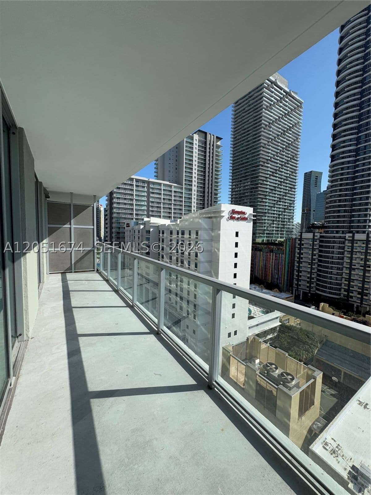 1-bedroom Condo — 79 12th St #1702-S, Miami, FL 33130