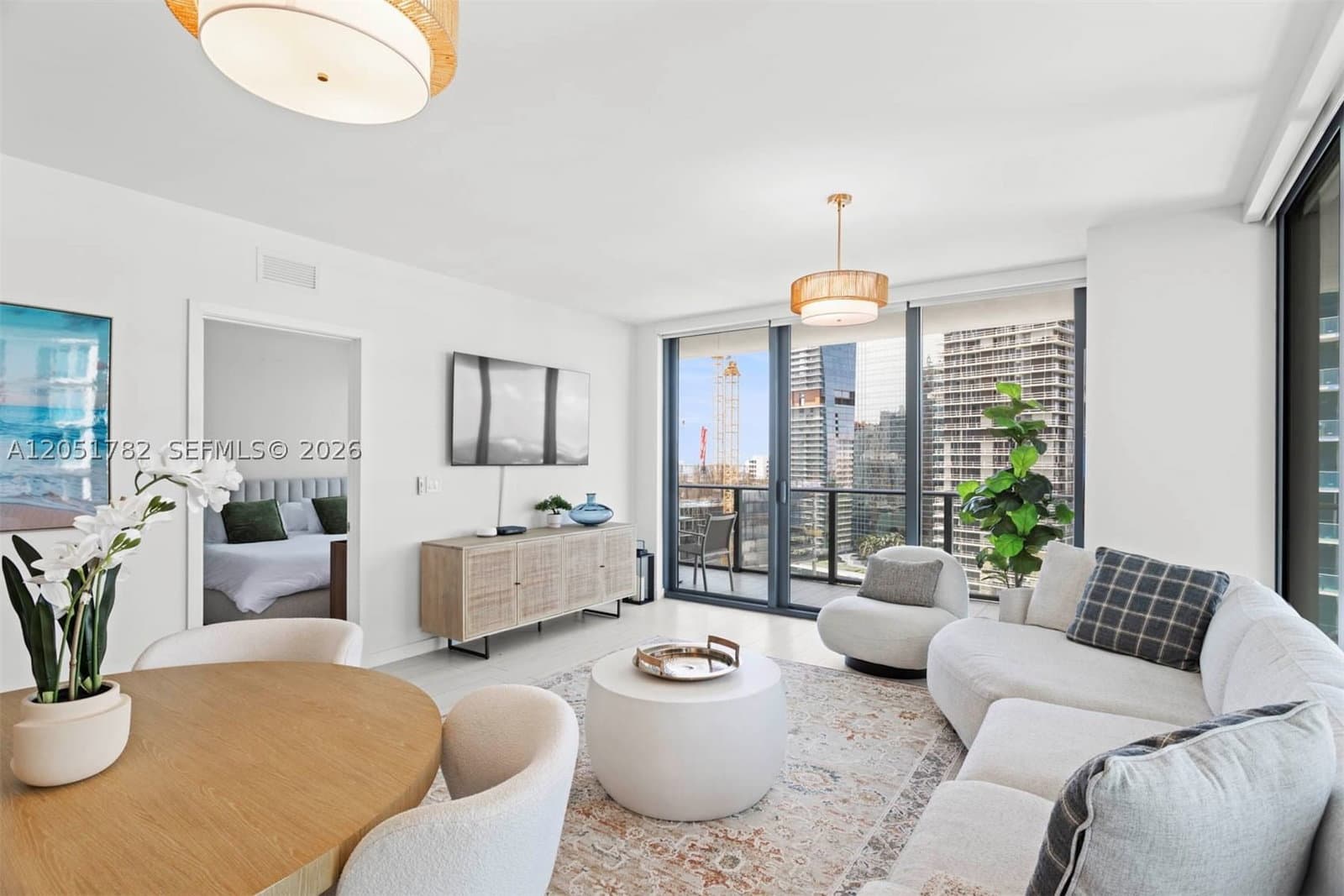 3-bedroom Condo — 1300 Miami Ave #2206, Miami, FL 33130