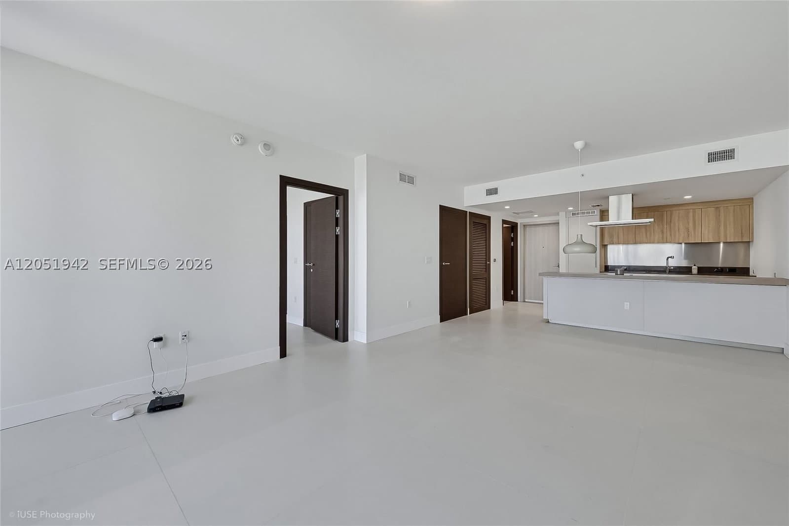 1+1 Condo — 1000 Brickell Plz #2110, Miami, FL 33131