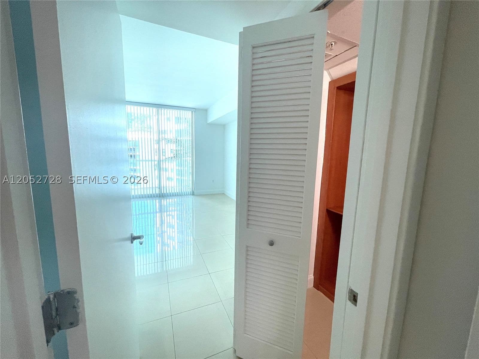 1+1 Condo — 218 14th St #1004, Miami, FL 33131