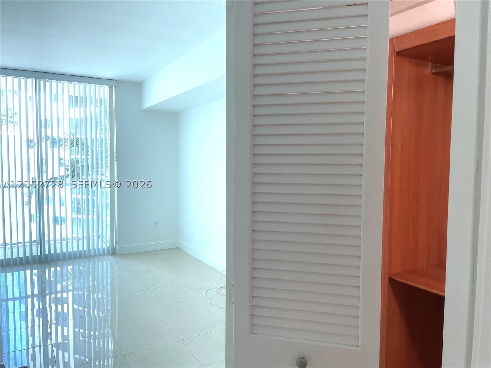 1+1 Condo — 218 14th St #1004, Miami, FL 33131