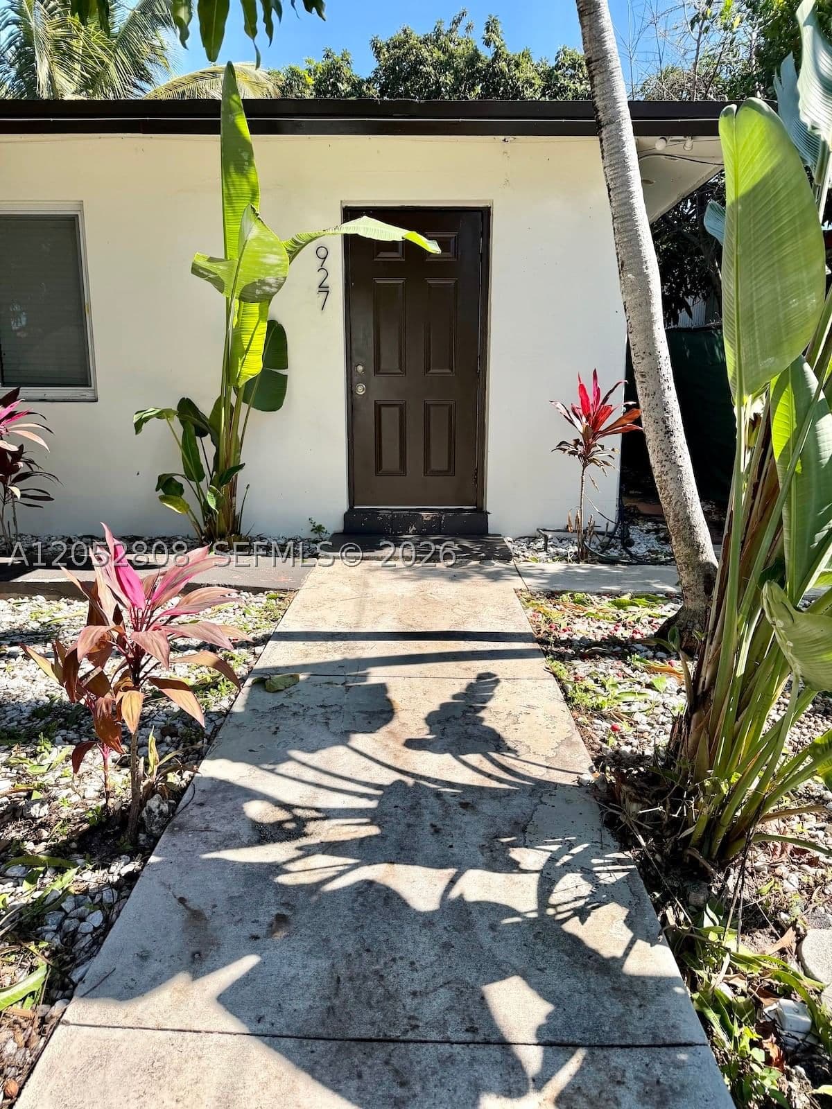 Dubleks — 929 12th Ave, Miami, FL 33130