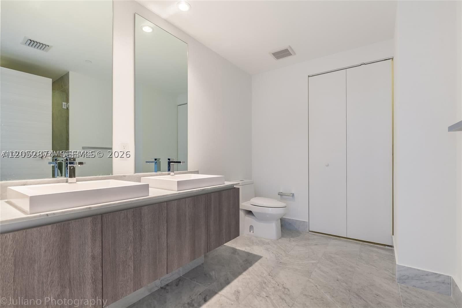 1+1 Condo — 801 Miami Ave #3006, Miami, FL 33130