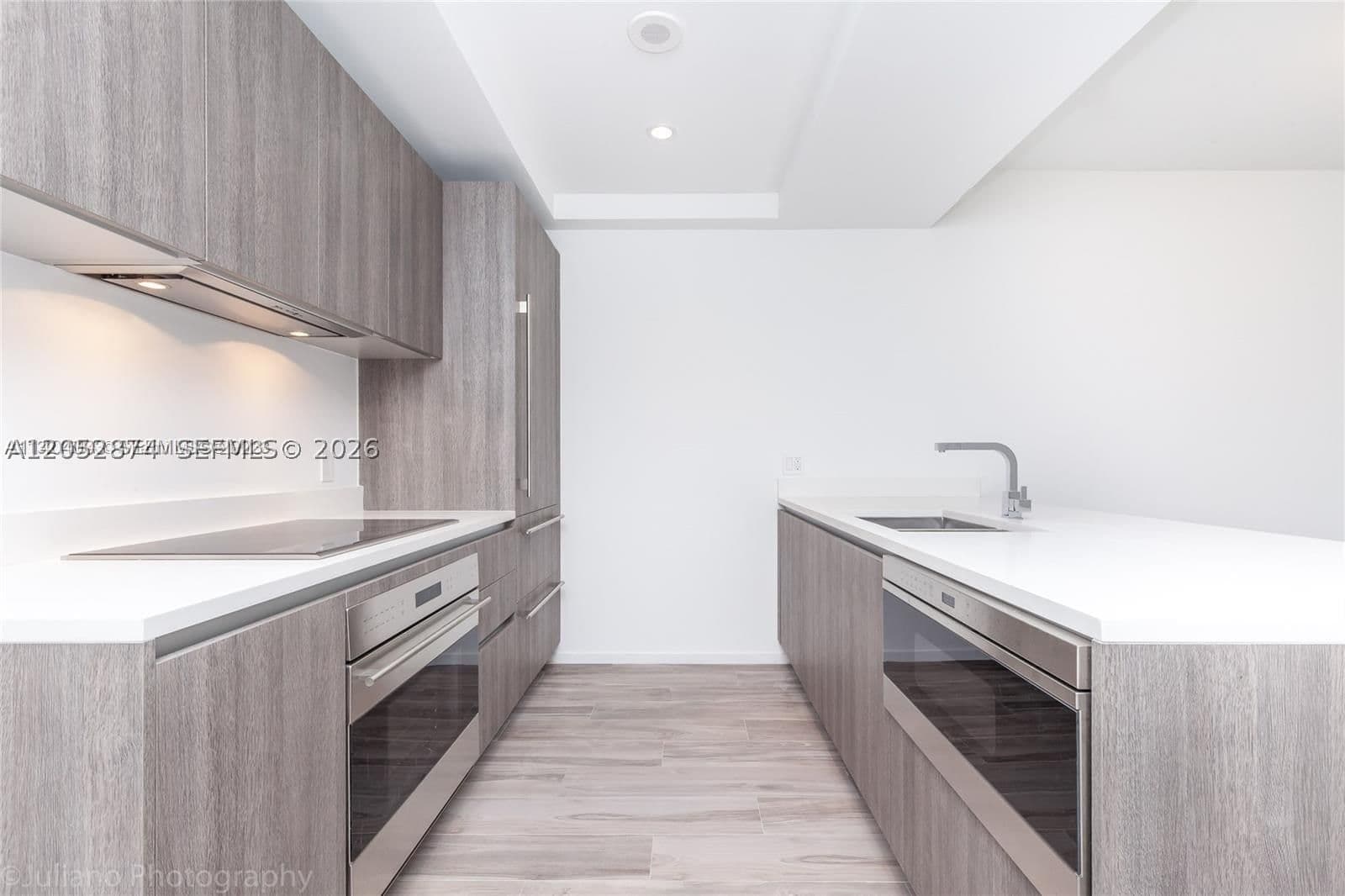 1+1 Condo — 801 Miami Ave #3006, Miami, FL 33130