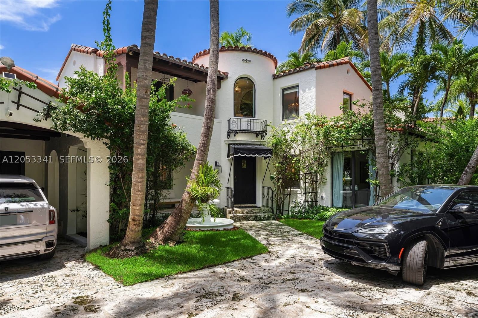5+1 Müstakil ev — 4430 Alton Rd, Miami Beach, FL 33140