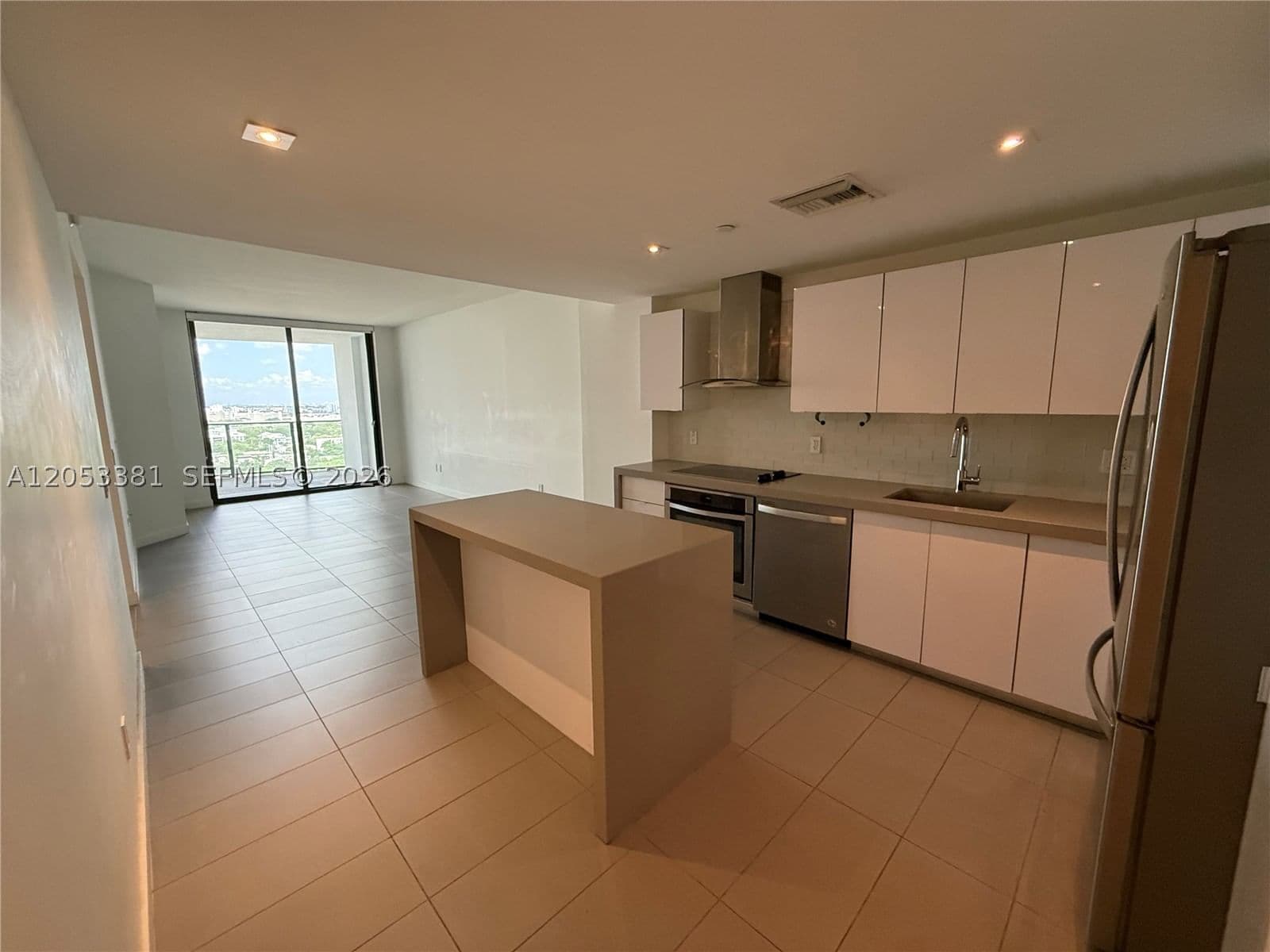 1+1 Condo — 1600 1st Ave #1711, Miami, FL 33132