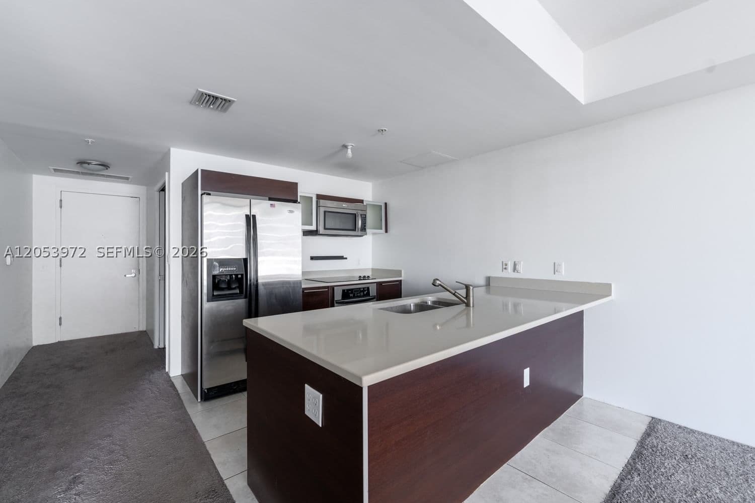 1+1 Condo — 1900 Bayshore Dr #3809, Miami, FL 33132