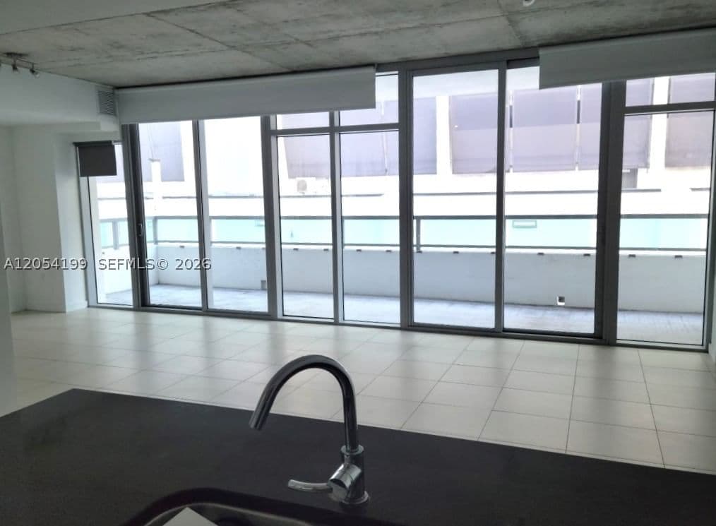 1+1 Condo — 3301 1 AV #L0205, Miami, FL 33137