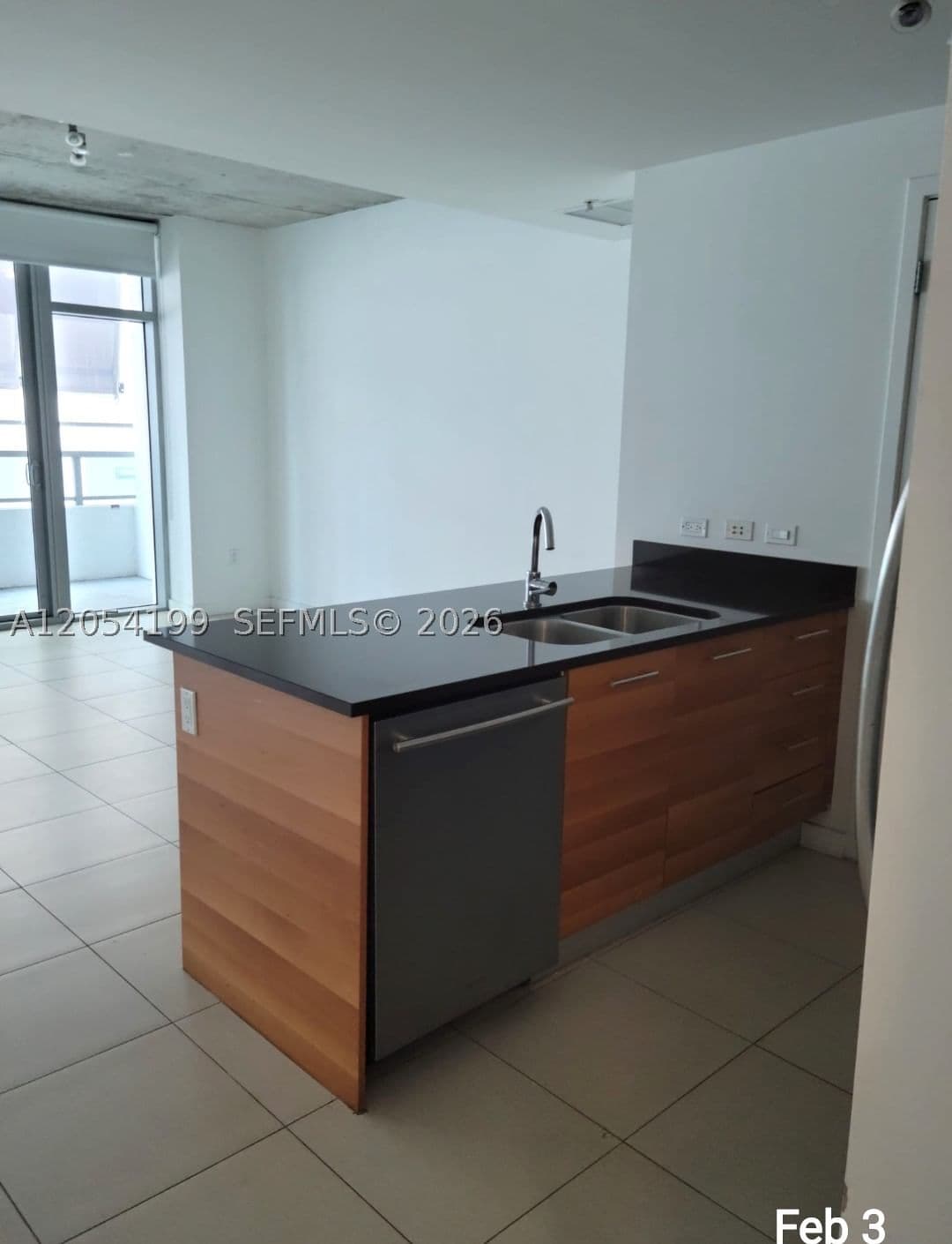 1+1 Condo — 3301 1 AV #L0205, Miami, FL 33137