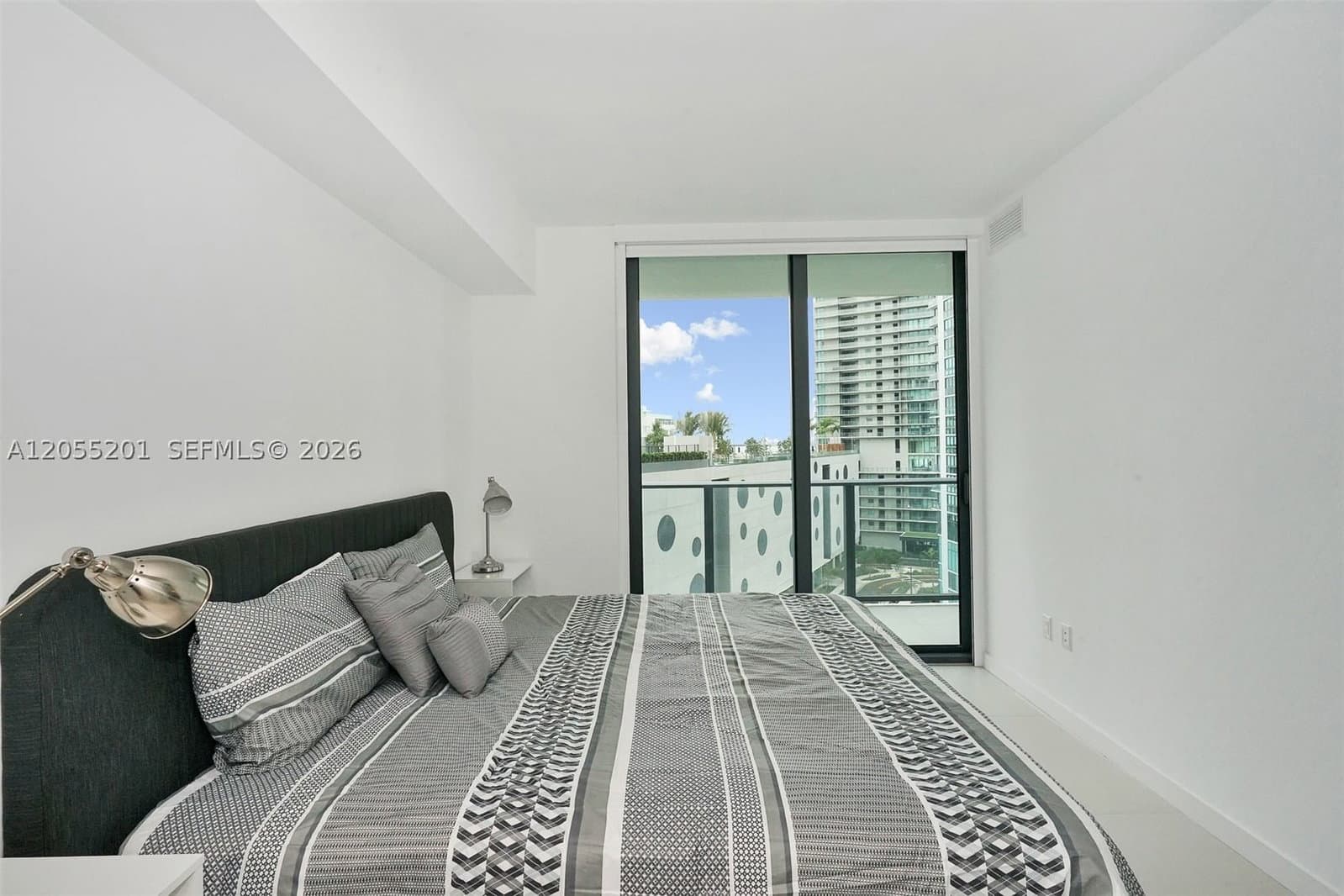 1-bedroom Condo — 501 31st St #702, Miami, FL 33137