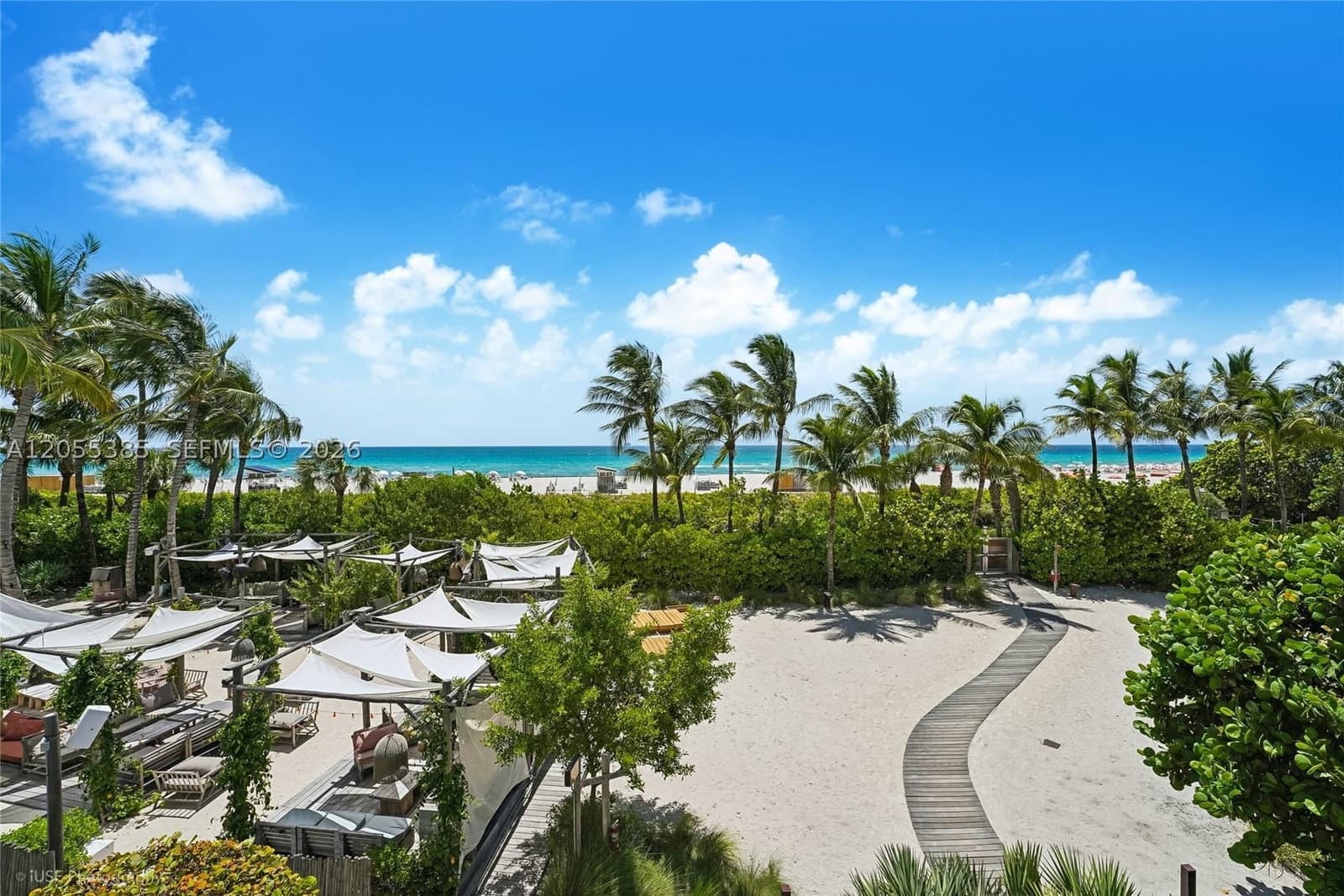 Condo — 2301 Collins Ave #522, Miami Beach, FL 33139