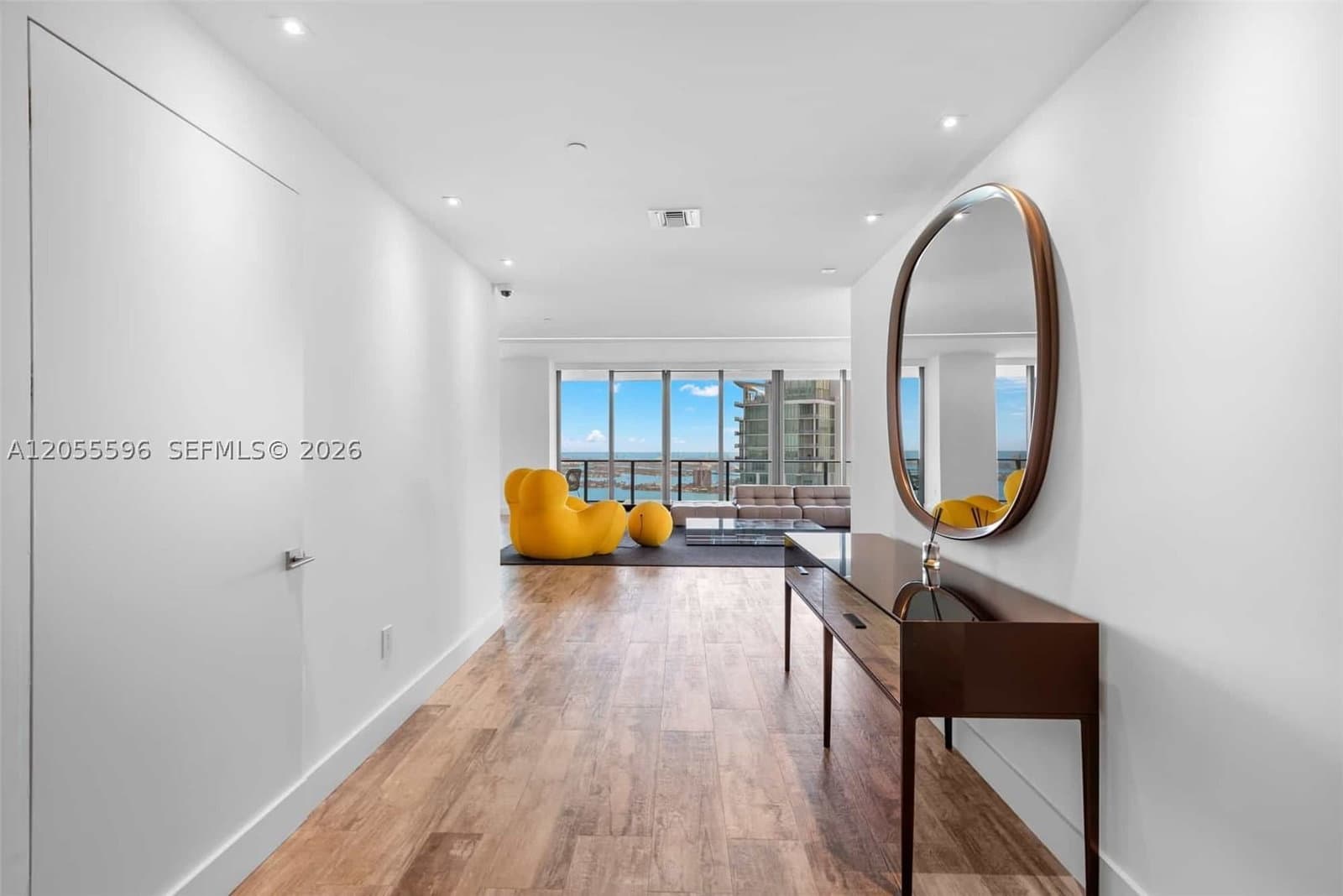 4-bedroom Condo — 650 32nd St #PH5201, Miami, FL 33137