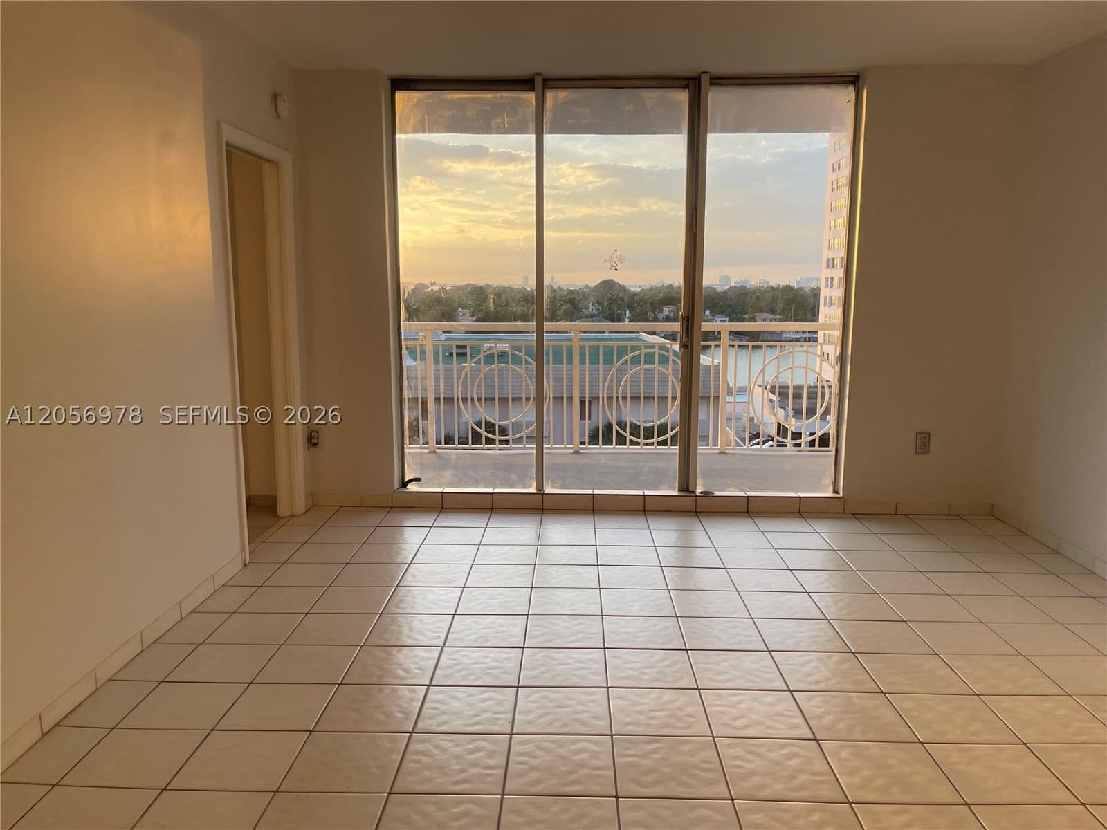 2+1 Condo — 5825 Collins Ave #7B, Miami Beach, FL 33140