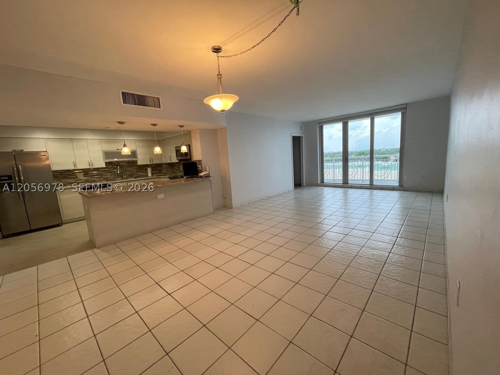 2+1 Condo — 5825 Collins Ave #7B, Miami Beach, FL 33140