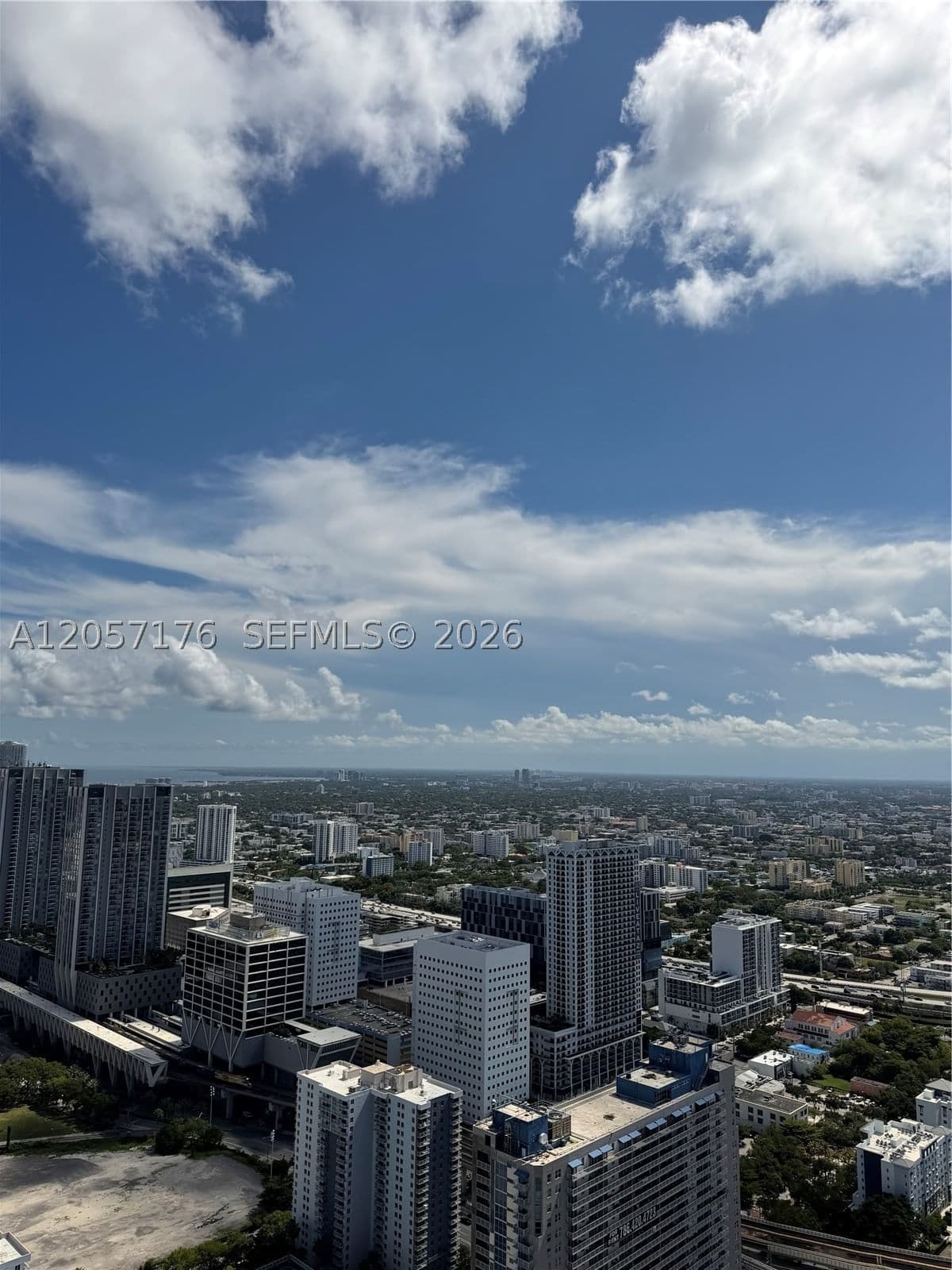 Condo — 20 11TH St #3712B, Miami, FL 33132