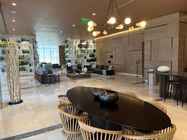 1+1 Condo — 55 9th St #4209, Miami, FL 33130