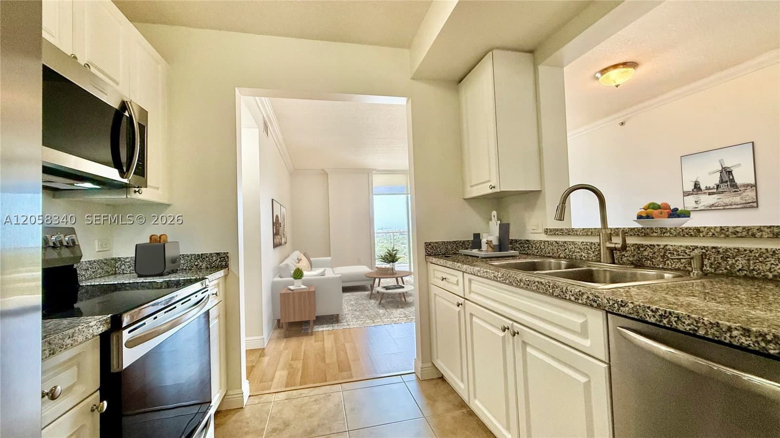 2-bedroom Condo — 900 8th St #1501, Miami, FL 33130