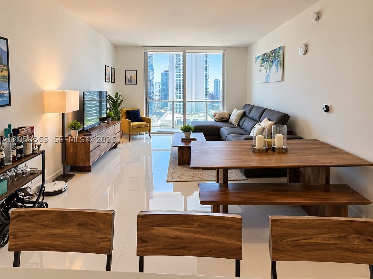 2-bedroom Condo — 1100 Miami Ave #2904, Miami, FL 33130