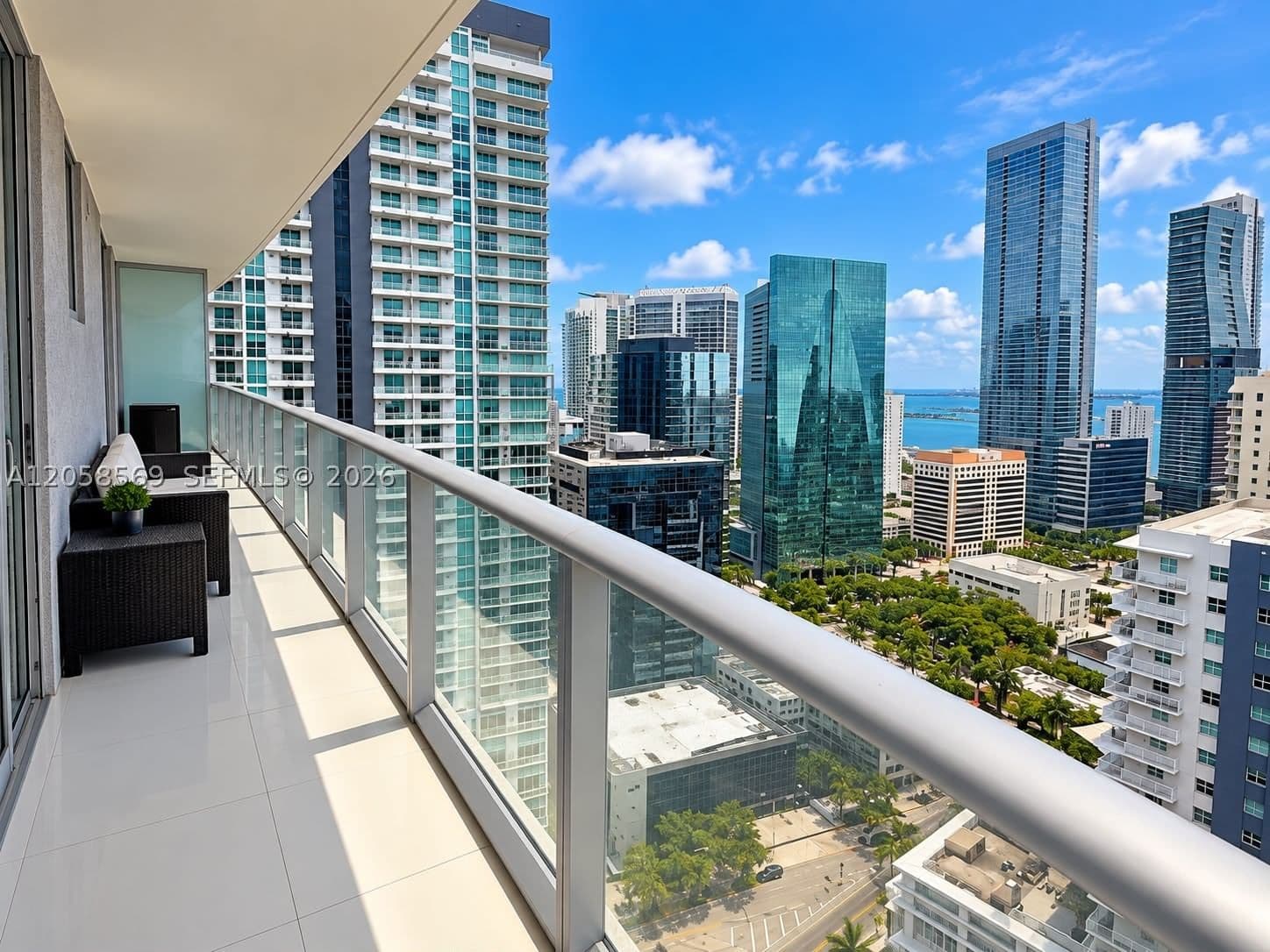 2-bedroom Condo — 1100 Miami Ave #2904, Miami, FL 33130