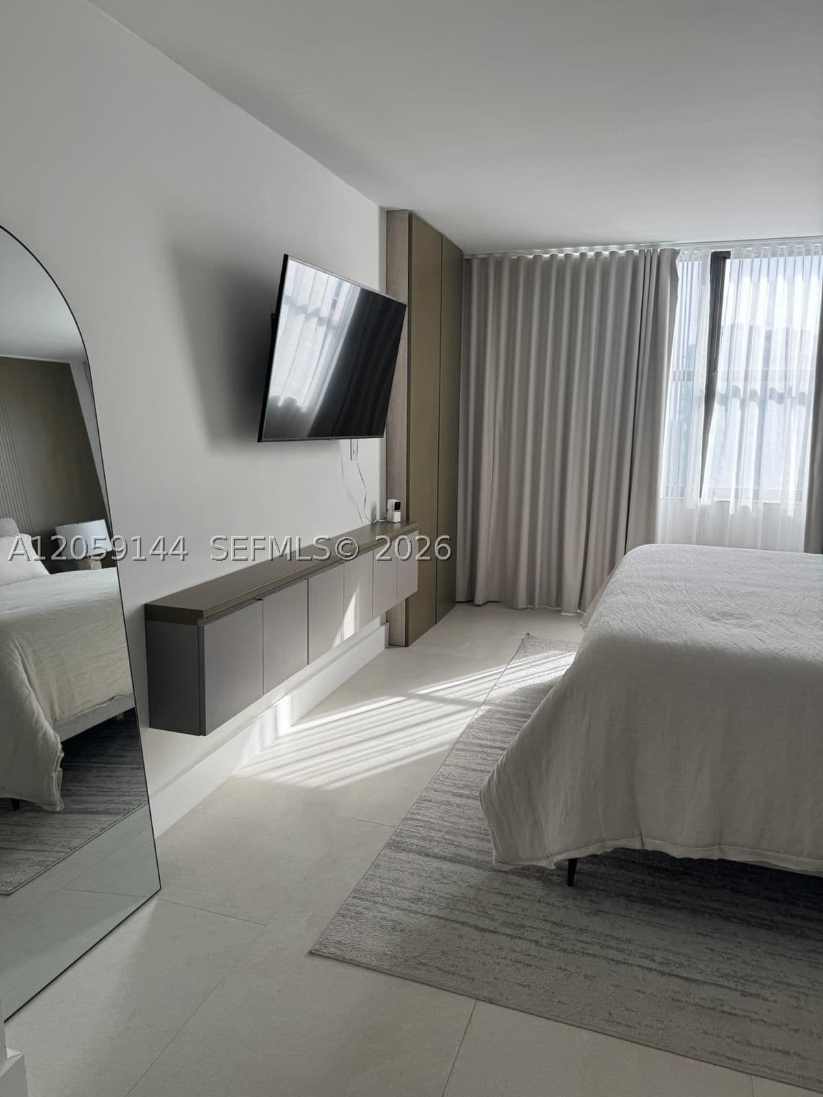 2+1 Condo — 2333 Brickell Ave #2512, Miami, FL 33129
