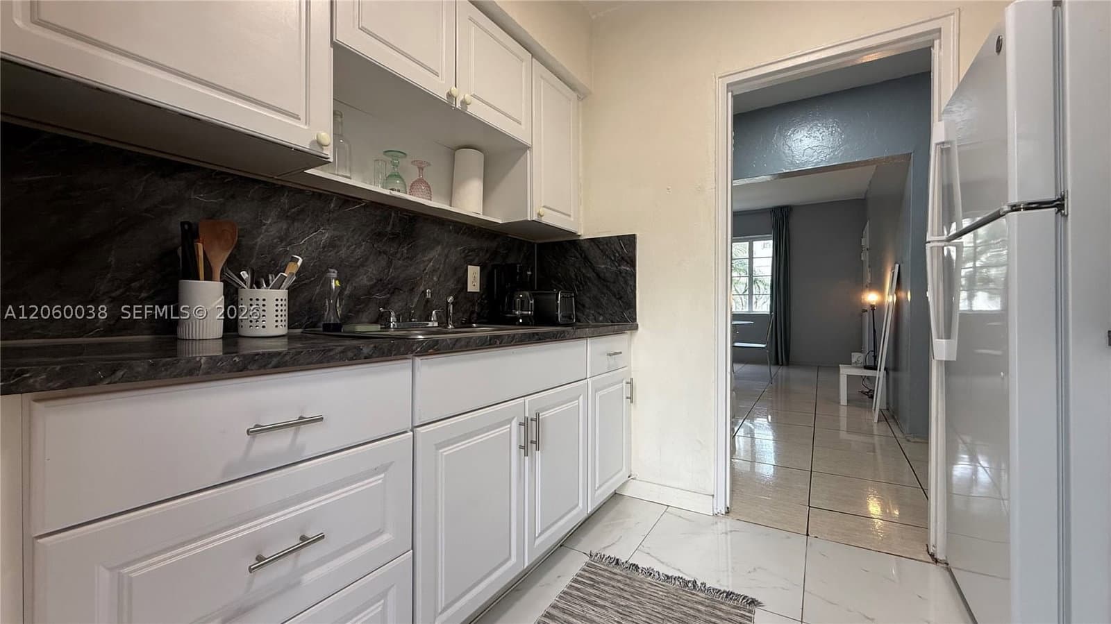 1+1 Condo — 650 84th St #35, Miami Beach, FL 33141