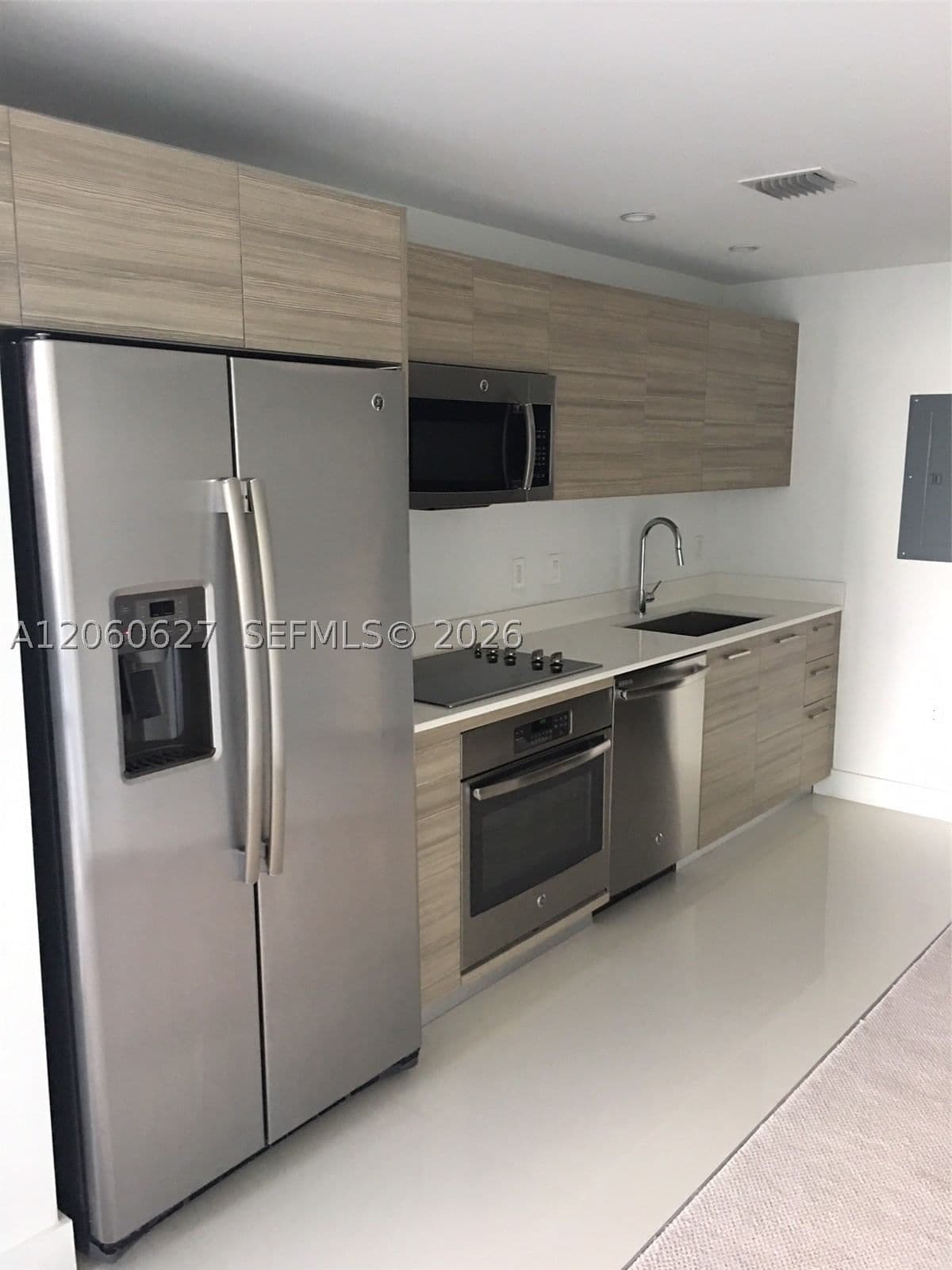 1-bedroom Condo — 121 34th St #914, Miami, FL 33137