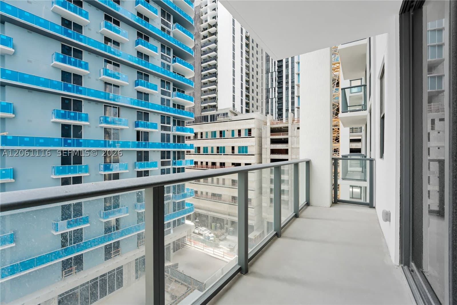 2+1 Condo — 11 6th St #809, Miami, FL 33132