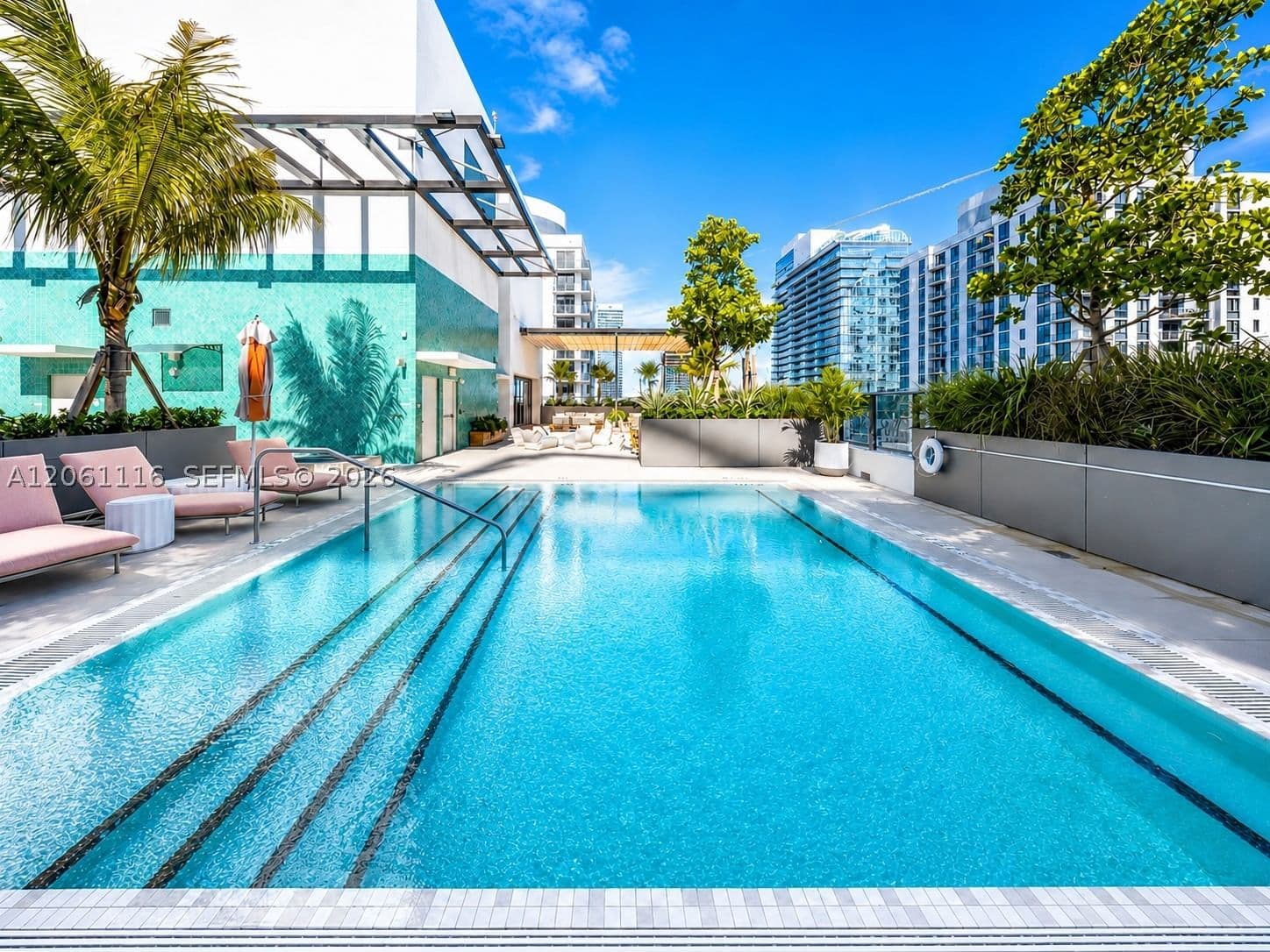 2+1 Condo — 11 6th St #809, Miami, FL 33132