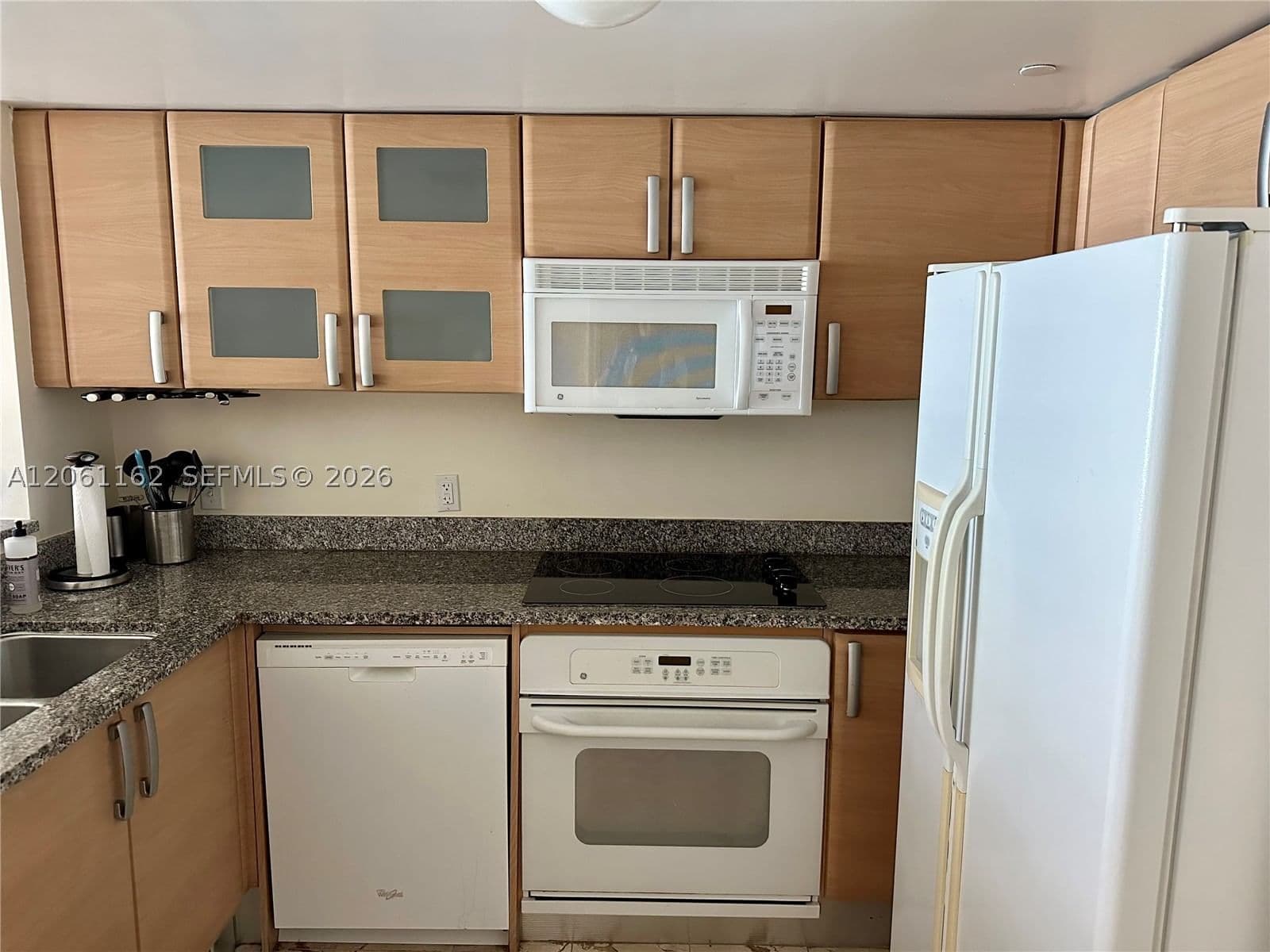 1+1 Condo — 2101 Brickell Ave #1908, Miami, FL 33129