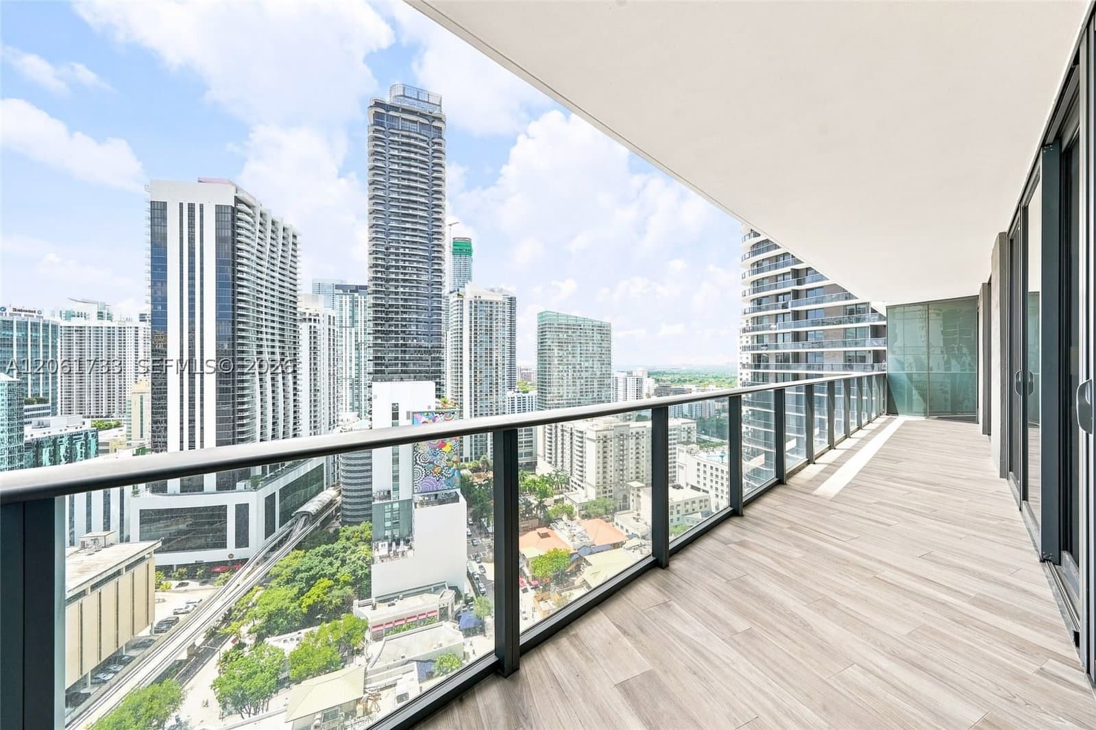 2+1 Condo — 801 Miami Ave #2502, Miami, FL 33130