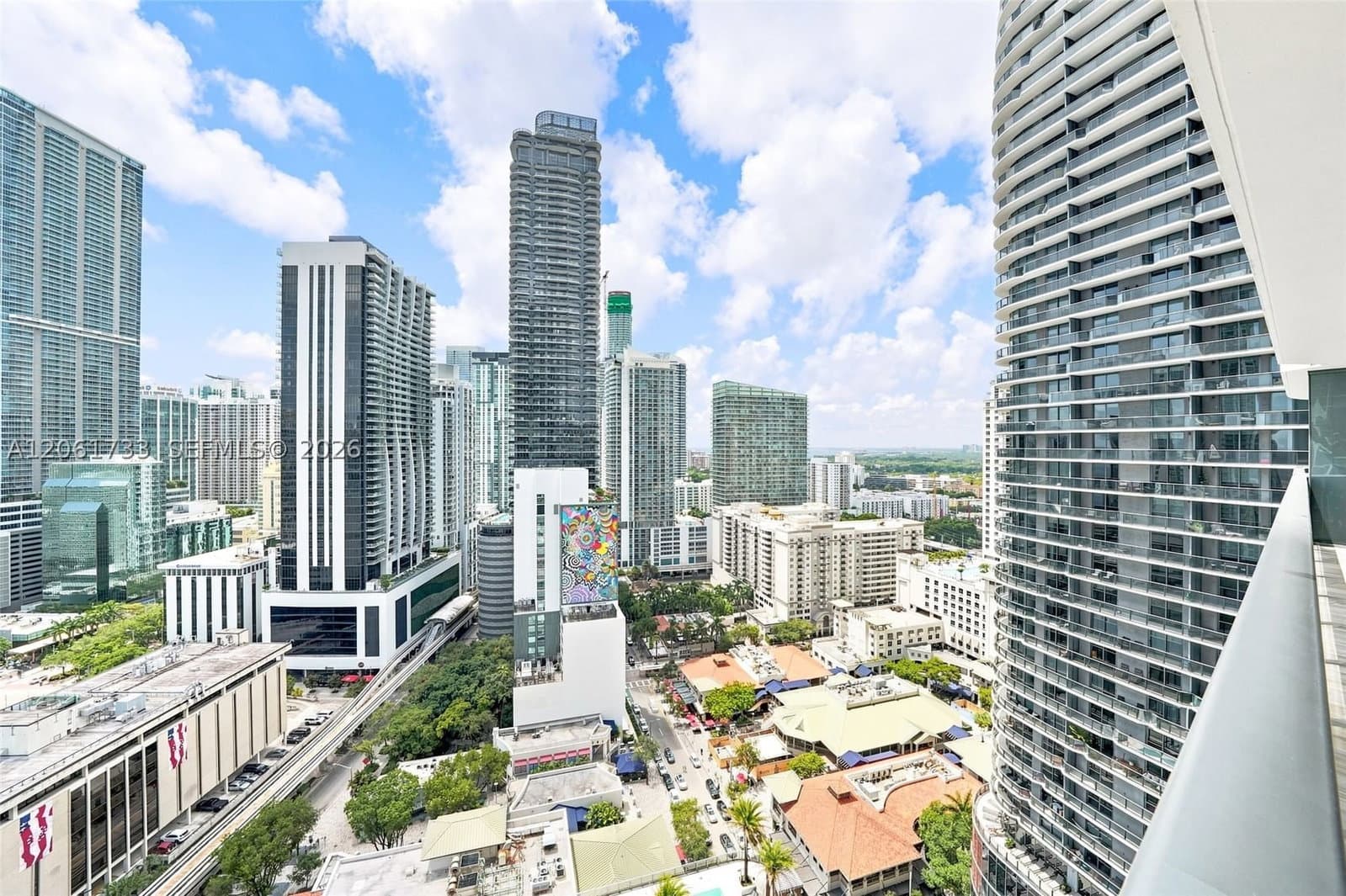 2+1 Condo — 801 Miami Ave #2502, Miami, FL 33130