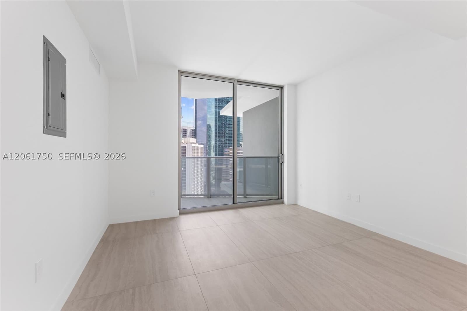 1+1 Condo — 77 5th Street #2205, Miami, FL 33131