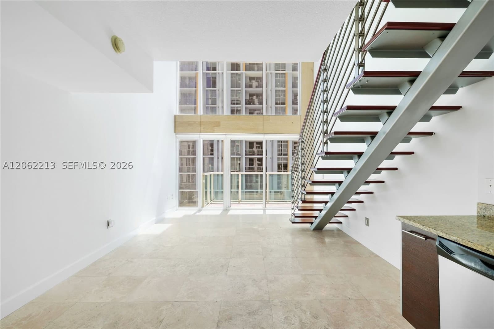 1+1 Condo — 41 5th St #906, Miami, FL 33131