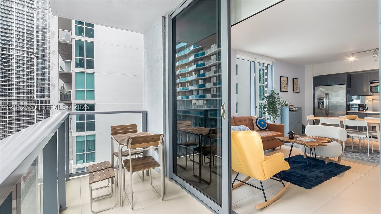 2+1 Condo — 31 6th St #1708, Miami, FL 33131