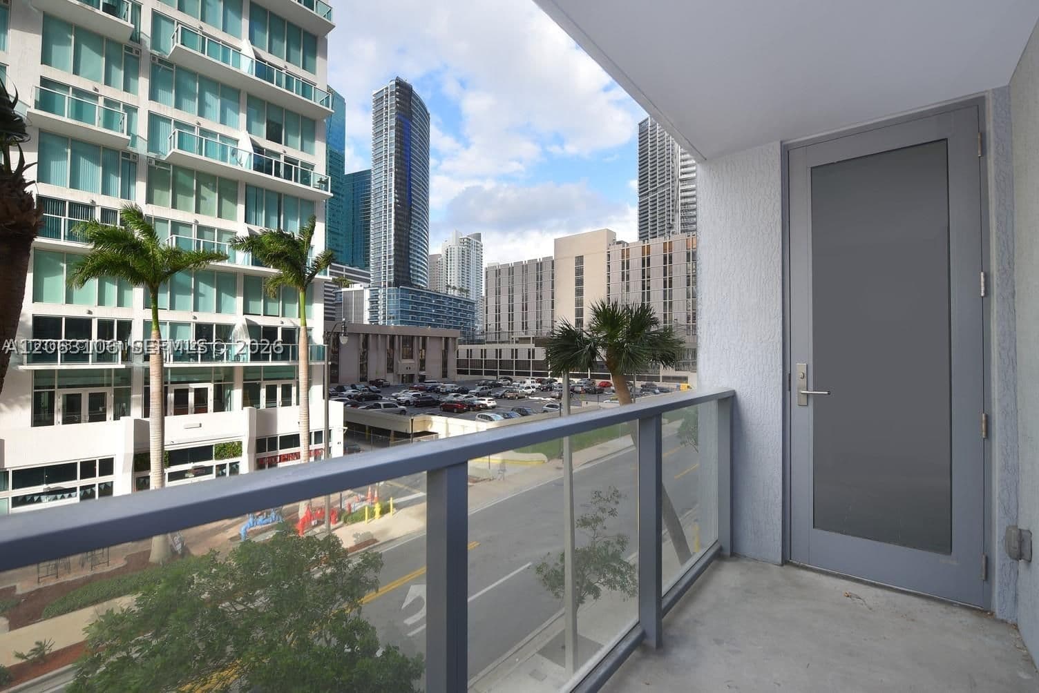 1+1 Condo — 31 6th St #406, Miami, FL 33131