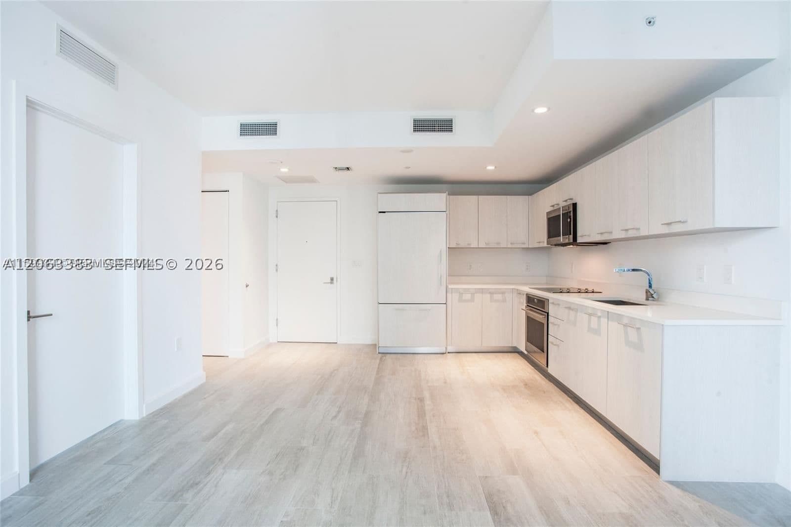 1+1 Condo — 55 9th St #1907, Miami, FL 33130