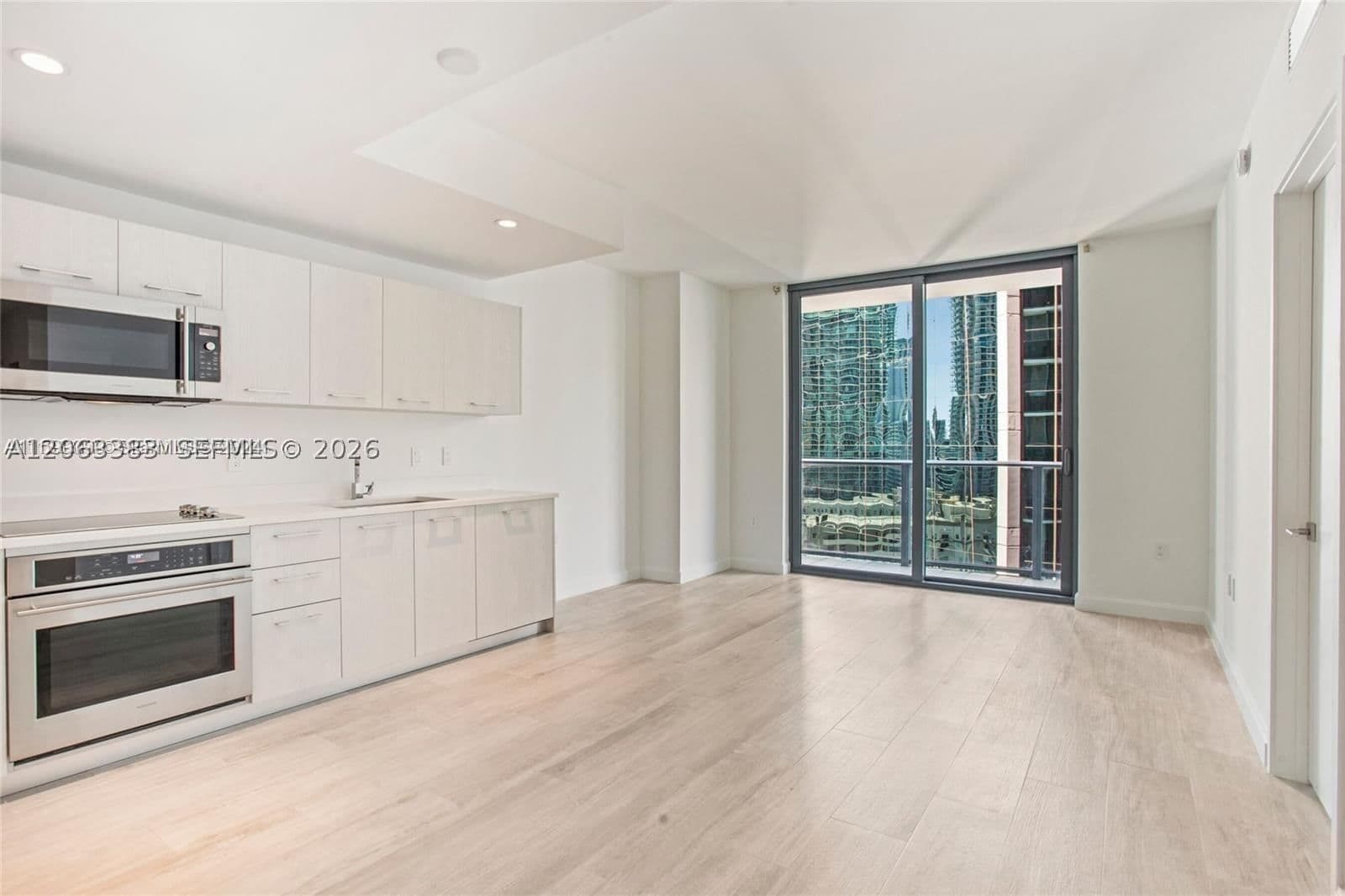 1+1 Condo — 55 9th St #1907, Miami, FL 33130