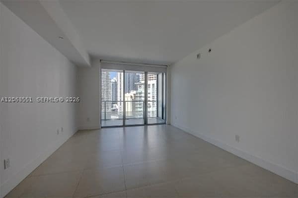 Condo — 1300 Brickell Bay Dr #2313, Miami, FL 33131