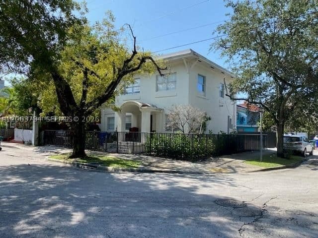 Property — 876 2nd St, Miami, FL 33130