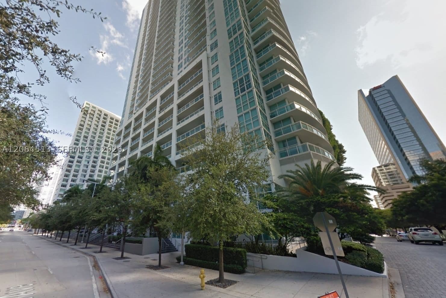 1+1 Condo — 951 Brickell Ave #409, Miami, FL 33131