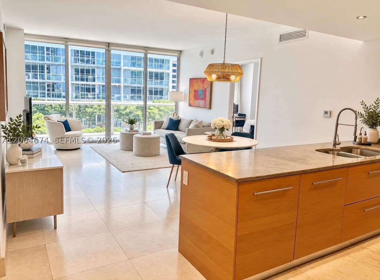 2+1 Condo — 475 Brickell Ave #1609, Miami, FL 33131