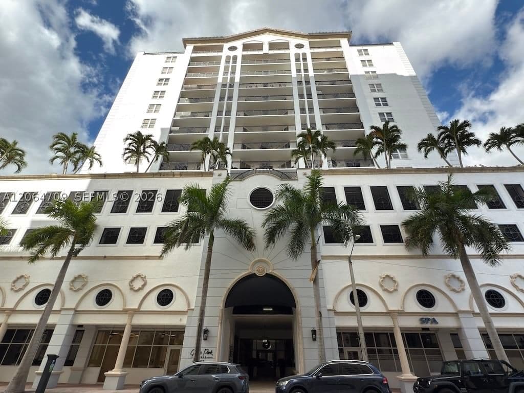 Condo — 357 Almeria Ave #103, Coral Gables, FL 33134