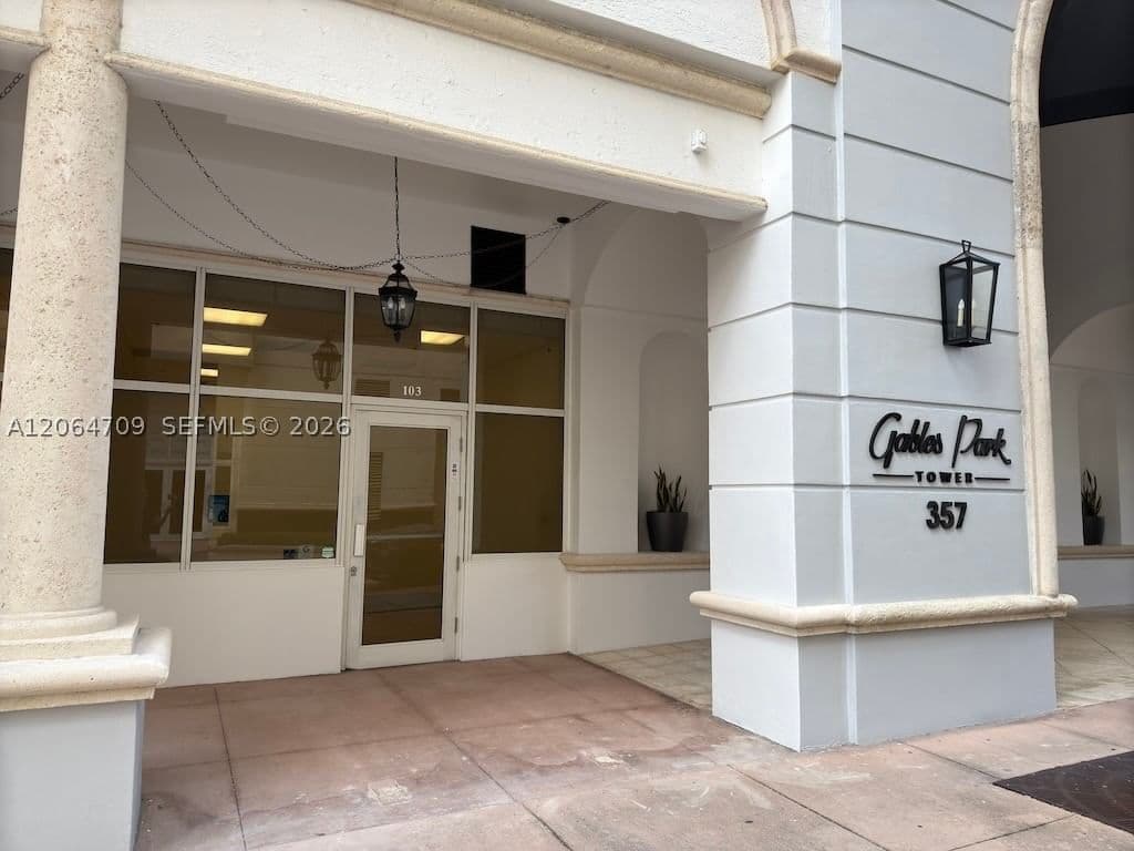 Condo — 357 Almeria Ave #103, Coral Gables, FL 33134