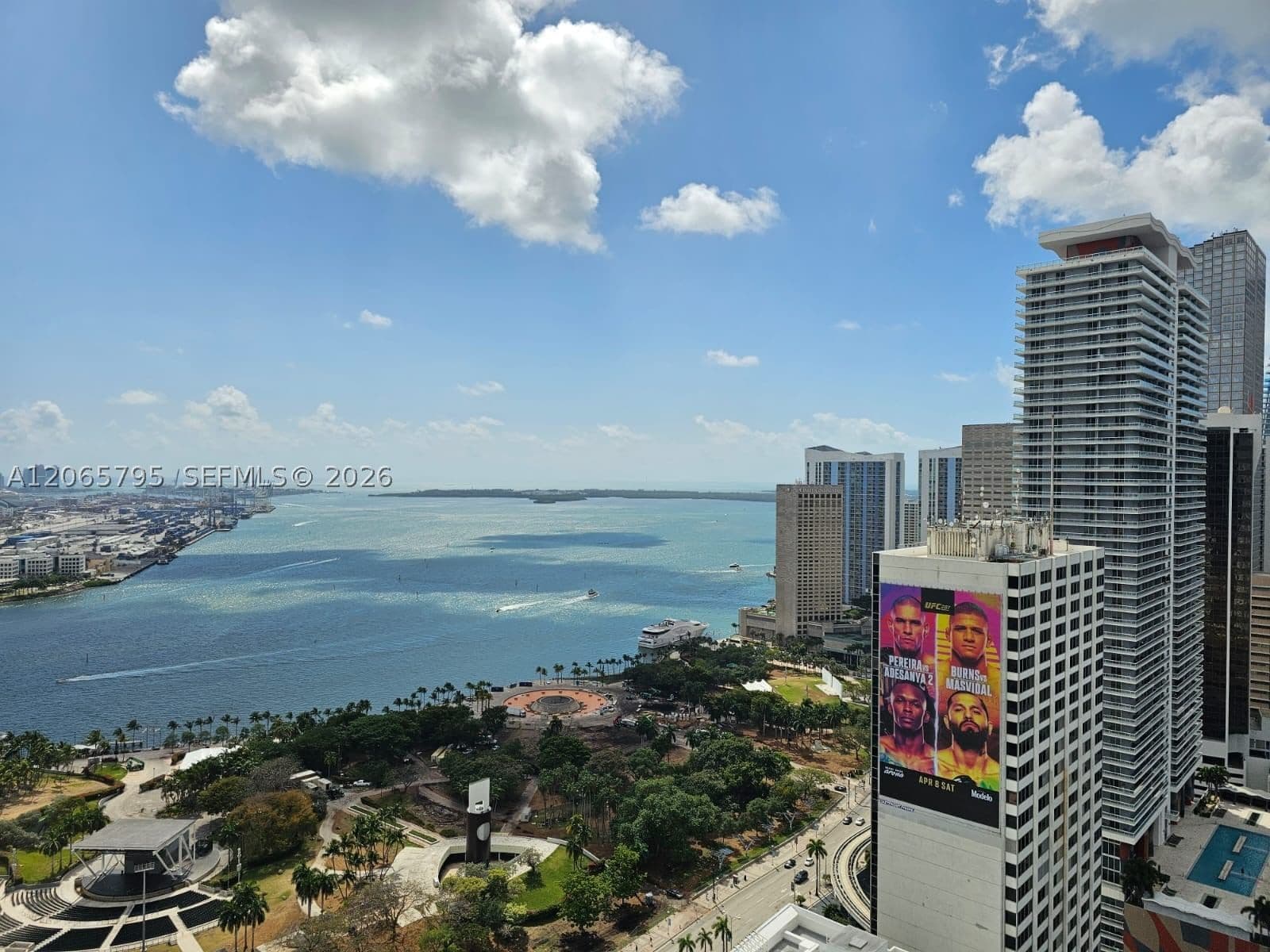 Condo — 244 Biscayne Blvd #3707, Miami, FL 33132