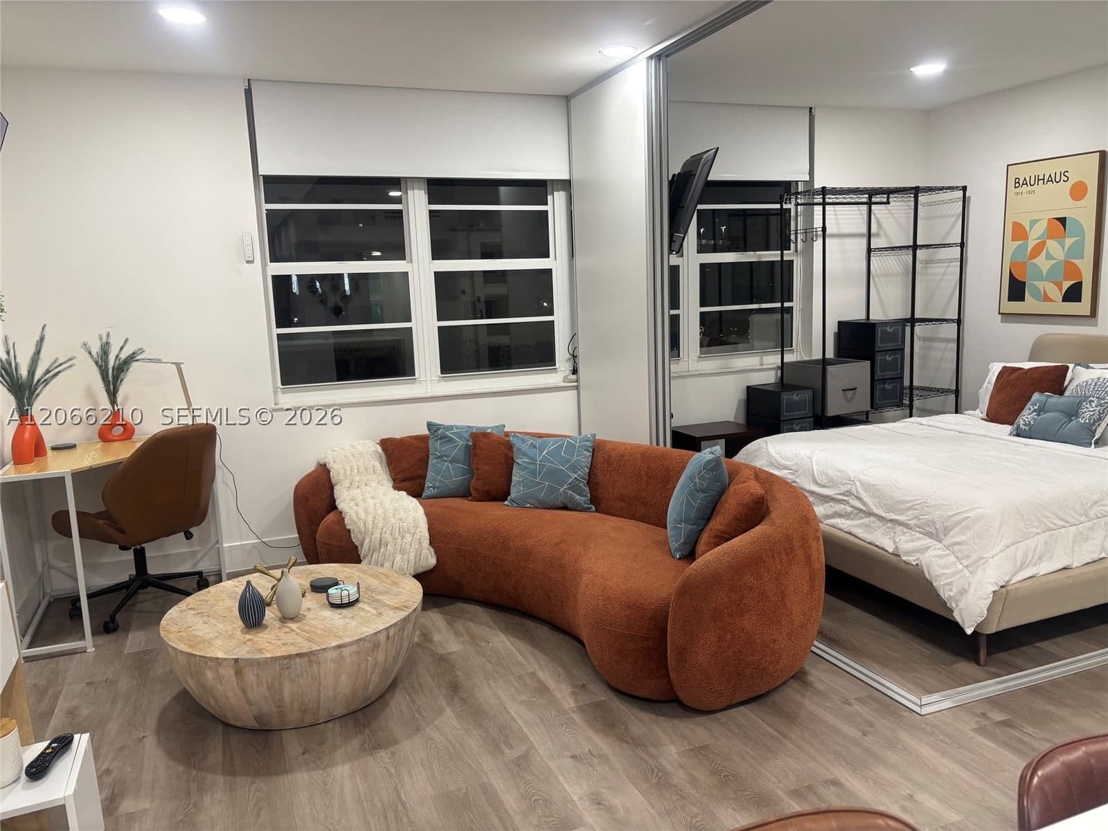 Condo — 100 Lincoln Rd #301, Miami Beach, FL 33139