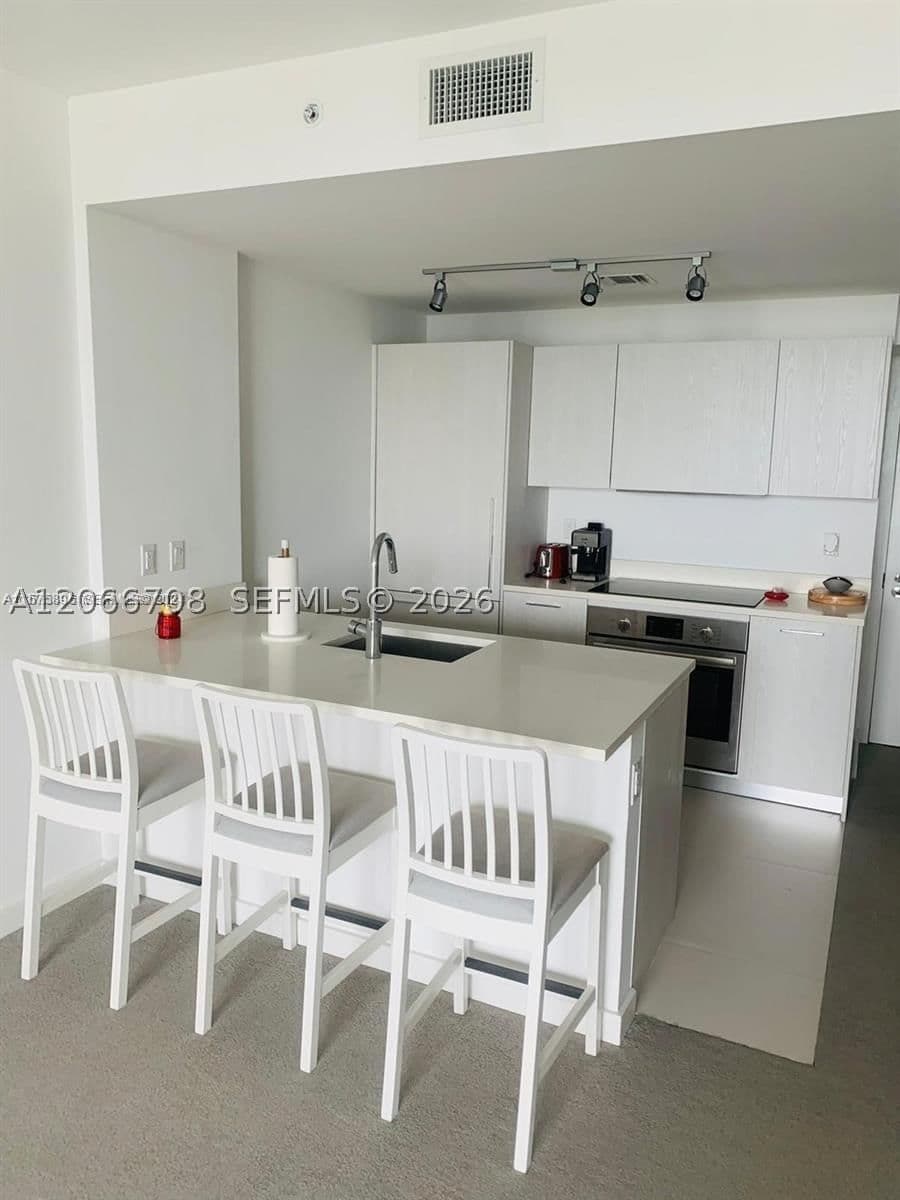 1-bedroom Condo — 501 31st St #804, Miami, FL 33137